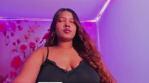 Snapshot of thais_waldrof chatting on 21, 9, 2025 Andreina online show from 21, 9, 2025