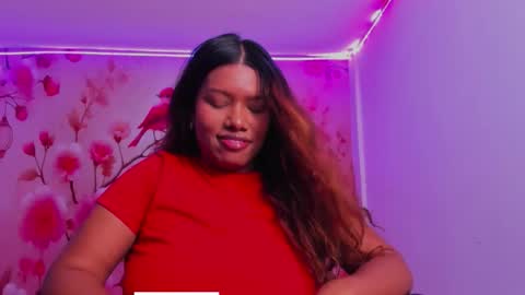 Snapshot of thais_waldrof chatting on 15, 11, 2025 Andreina online show from 15, 11, 2025