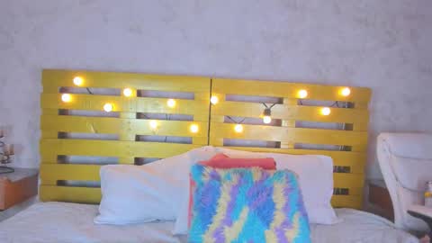 thalia888_ online show from 4, 10, 2025