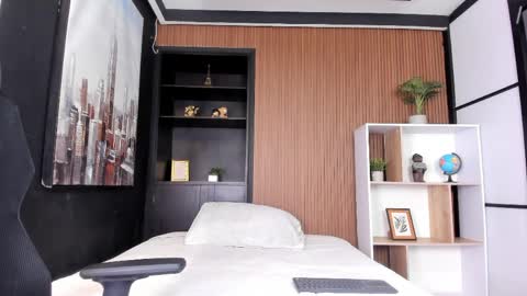 Thalia online show from 6, 4, 2026