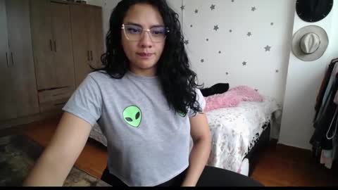    online show from 28, 10, 2025