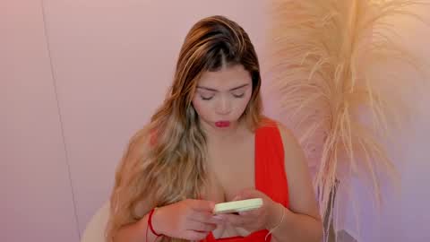 Snapshot of thaliafox_ chatting on 23, 4, 2026 Thalia online show from 23, 4, 2026