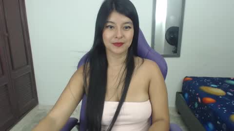 Snapshot of thalianabrunette chatting on 13, 2, 2025 Thaliana0498 online show from 13, 2, 2025