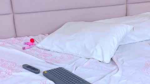 Snapshot of thalianarosse chatting on 29, 3, 2026 thalianarosse online show from 29, 3, 2026