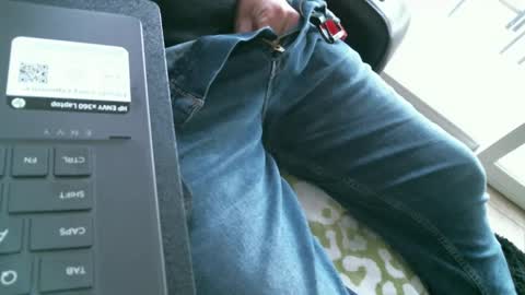 Snapshot of thameslee chatting on 22, 1, 2025 Thames online show from 22, 1, 2025