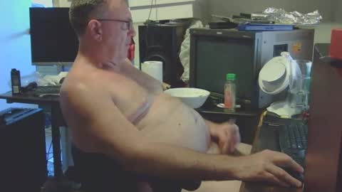 thang5545 online show from 1, 2, 2025