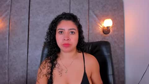 Snapshot of thara_webstter chatting on 11, 7, 2026 thara webstter online show from 11, 7, 2026