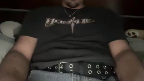 Snapshot of thatboi_g chatting on 1, 4, 2026 thatboi_g online show from 1, 4, 2026