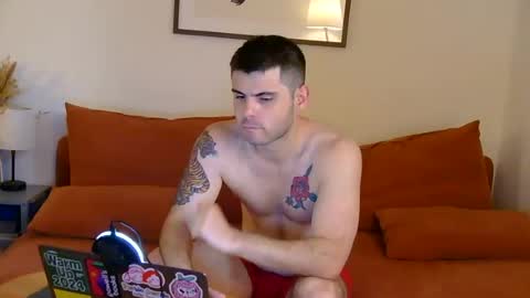 Snapshot of thatfeelsgoood chatting on 12, 6, 2026 thatfeelsgoood online show from 12, 6, 2026