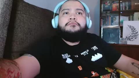 Snapshot of thatgamingman chatting on 5, 4, 2026 GamingMan online show from 5, 4, 2026