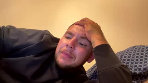 Snapshot of thatguymichael93 chatting on 26, 10, 2025 thatguymichael93 online show from 26, 10, 2025