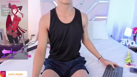 Thayler  online show from 19, 12, 2025