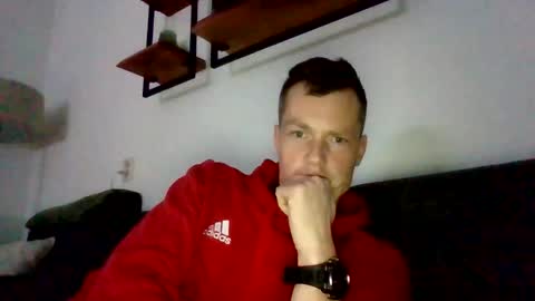 Snapshot of the___rocky200 chatting on 15, 11, 2025 Dennis online show from 15, 11, 2025