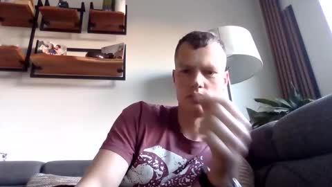 Snapshot of the___rocky200 chatting on 15, 4, 2026 Dennis online show from 15, 4, 2026