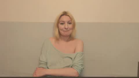 Snapshot of the_basic_instinctt chatting on 2, 4, 2026 Eva online show from 2, 4, 2026