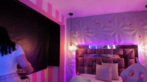 Snapshot of the_cat_girl_ chatting on 3, 1, 2025 i am Cat online show from 3, 1, 2025