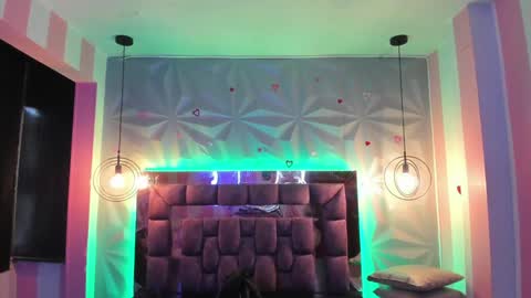 Snapshot of the_cat_girl_ chatting on 3, 1, 2025 i am Cat online show from 3, 1, 2025