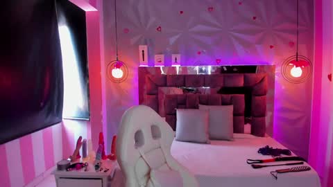 Snapshot of the_cat_girl_ chatting on 6, 2, 2025 i am Cat online show from 6, 2, 2025