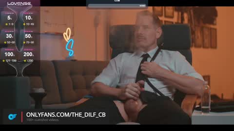 Snapshot of the_dilf chatting on 27, 1, 2025 The DILF -  online show from 27, 1, 2025