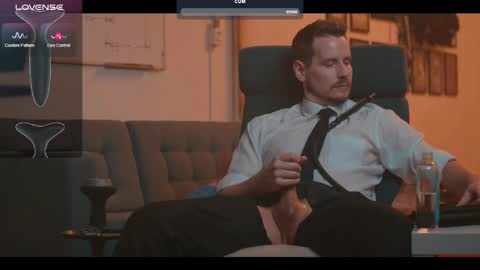 Snapshot of the_dilf chatting on 11, 2, 2025 The DILF -  online show from 11, 2, 2025