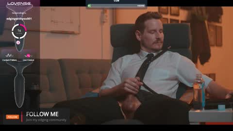 Snapshot of the_dilf chatting on 15, 2, 2025 The DILF -  online show from 15, 2, 2025