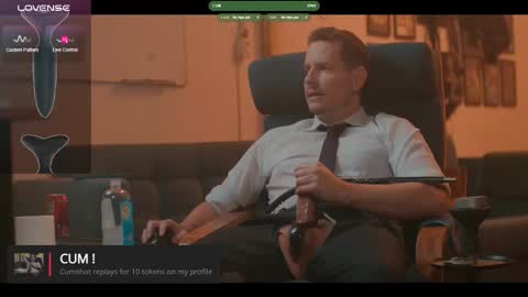 Snapshot of the_dilf chatting on 11, 3, 2026 The DILF - online show from 11, 3, 2026