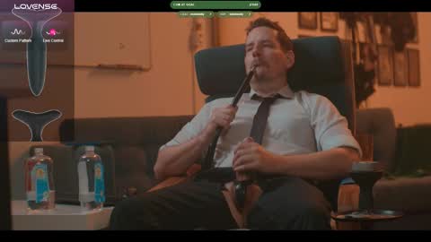 Snapshot of the_dilf chatting on 21, 3, 2026 The DILF - online show from 21, 3, 2026