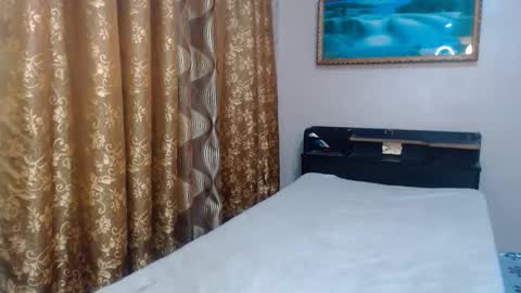 Snapshot of the_girl_nxt_door chatting on 30, 11, 2025 samm online show from 30, 11, 2025