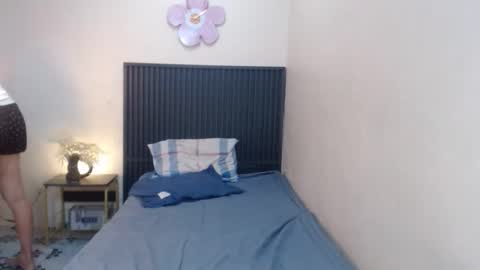 Snapshot of the_girl_nxt_door chatting on 3, 3, 2026 samm online show from 3, 3, 2026