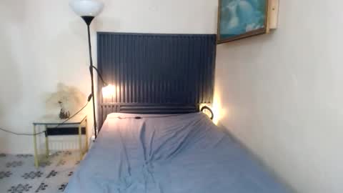 Snapshot of the_girl_nxt_door chatting on 17, 4, 2026 samm online show from 17, 4, 2026