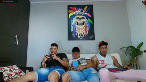 SCOTT  THEO  KAMERON  GENDERSON online show from 10, 12, 2024