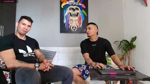 SCOTT  THEO  KAMERON  GENDERSON online show from 11, 12, 2024