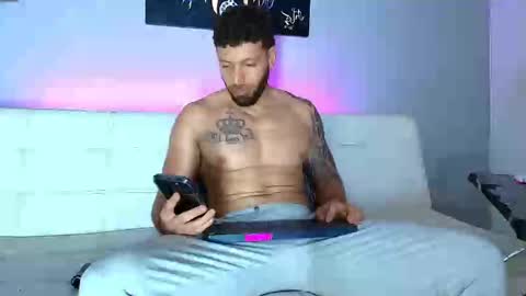 SCOTT  THEO  KAMERON  GENDERSON online show from 6, 3, 2025