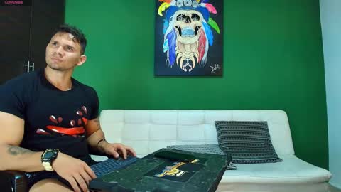 SCOTT  THEO  KAMERON  GENDERSON online show from 17, 9, 2025