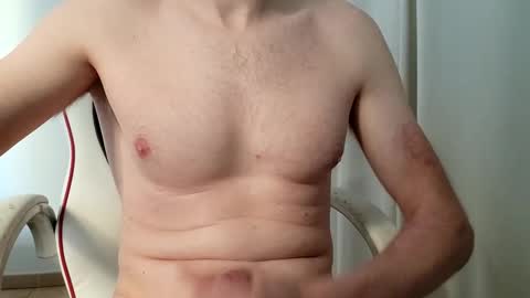 Snapshot of the_hard_baguette chatting on 13, 1, 2025 La Baguette dure online show from 13, 1, 2025