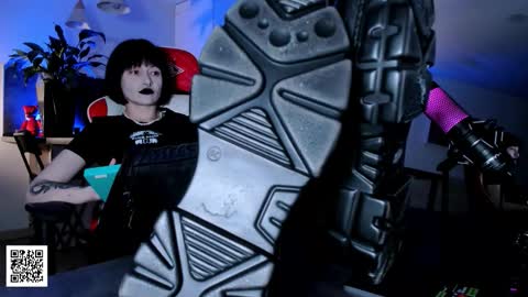 Snapshot of the_inamorata chatting on 4, 2, 2026 Goddess Misha online show from 4, 2, 2026