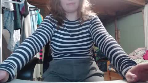 Snapshot of the_prettywondder chatting on 25, 9, 2025 Ekye online show from 25, 9, 2025