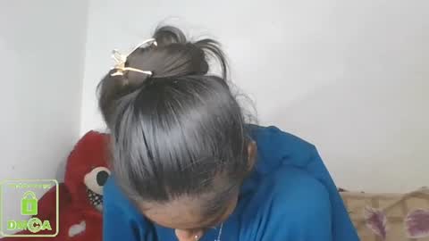 Snapshot of the_right_girl chatting on 4, 2, 2025 Suzan Sexy online show from 4, 2, 2025