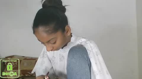 Snapshot of the_right_girl chatting on 17, 2, 2025 Suzan Sexy online show from 17, 2, 2025