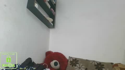 Snapshot of the_right_girl chatting on 5, 3, 2025 Suzan Sexy online show from 5, 3, 2025