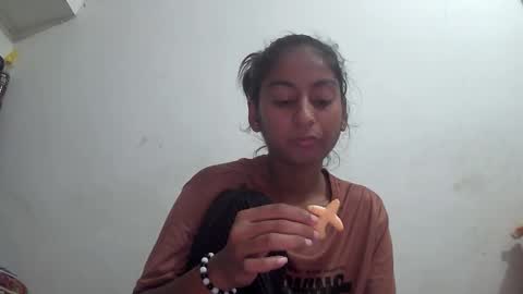 Snapshot of the_right_girl chatting on 6, 2, 2026 Suzan Sexy online show from 6, 2, 2026