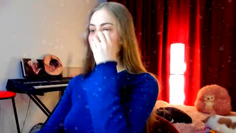 Ally    STREAMING ON TWITCH NOW Check my Twitter for updates online show from 17, 12, 2025