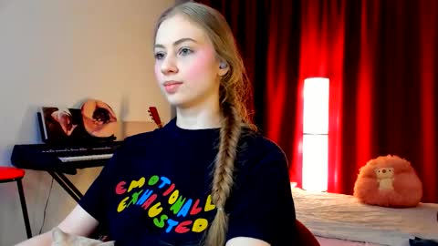 Snapshot of the_steel_magnolia_ chatting on 14, 3, 2026 Ally STREAMING ON TWITCH NOW Check my Twitter for updates online show from 14, 3, 2026