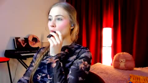 Snapshot of the_steel_magnolia_ chatting on 6, 4, 2026 Ally STREAMING ON TWITCH NOW Check my Twitter for updates online show from 6, 4, 2026