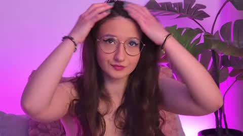 Snapshot of theamalekoo chatting on 9, 4, 2026 theamalekoo online show from 9, 4, 2026