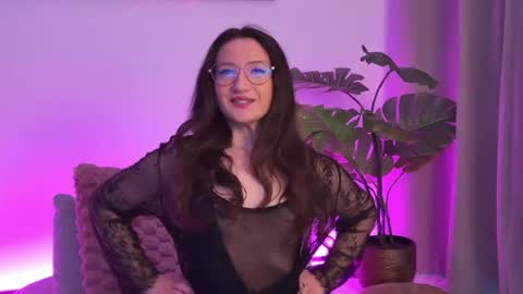 Snapshot of theamalekoo chatting on 16, 4, 2026 theamalekoo online show from 16, 4, 2026