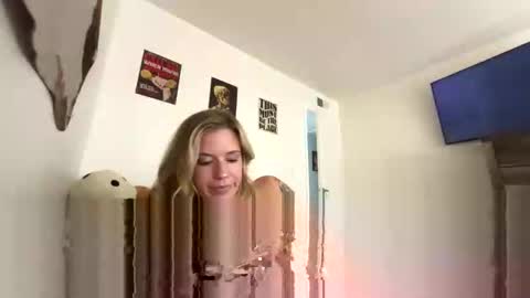 Snapshot of theannajewels chatting on 12, 11, 2025 theannajewels online show from 12, 11, 2025