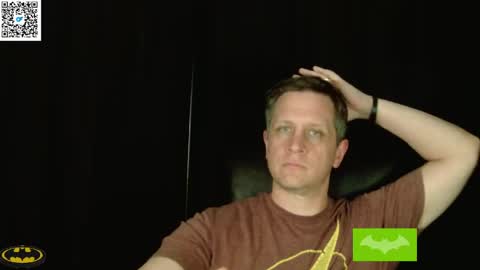 Snapshot of thebatandthecat10 chatting on 8, 4, 2026 ISABELLA or MATT online show from 8, 4, 2026