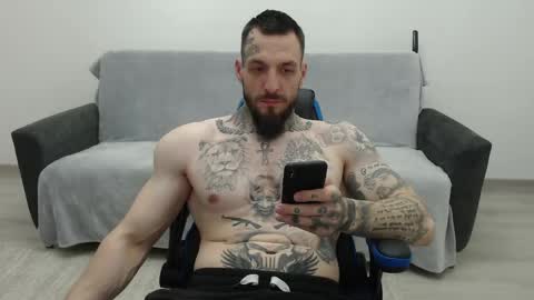 Snapshot of thebestmuscles chatting on 2, 4, 2026 John online show from 2, 4, 2026