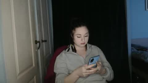 Snapshot of theblackdiamond194588 chatting on 8, 4, 2026 raissa online show from 8, 4, 2026